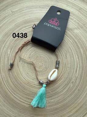Paparazzi SEA If I Care Green Turquoise Tassel Cowrie Shell Sliding Knot Cord Br